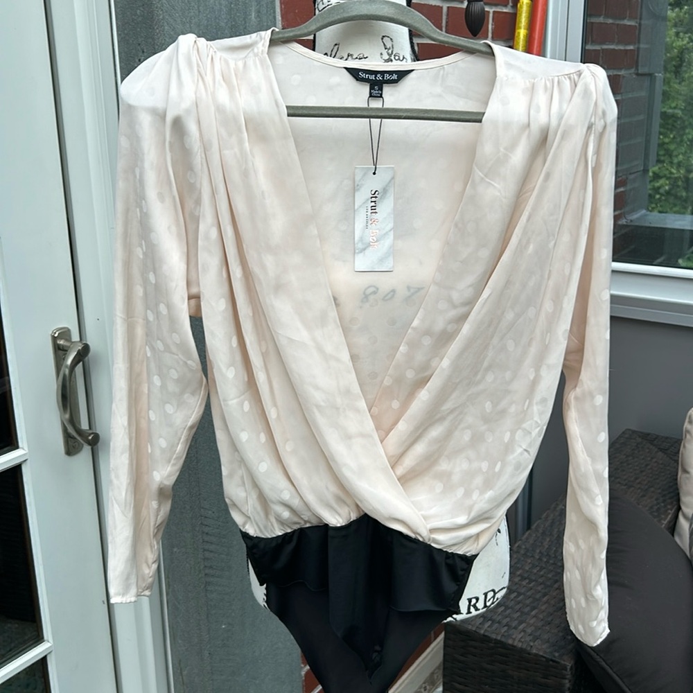BNWT Strut & Bolt Blouse bodysuit